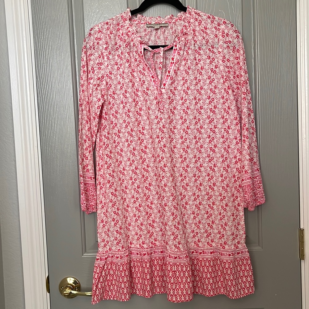 Women dress